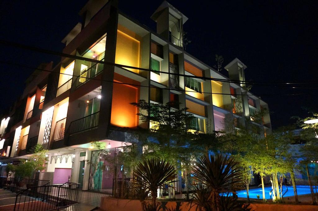 Langit Langi Hotel @ Port Dickson Esterno foto